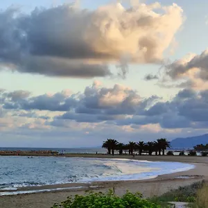 zentric-cambrils-piso-de-lujo-en-puerto-nautico.catalonia-hotels.com/