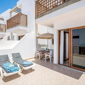 modern-duplex-in-puerto-del-carmen.in-canary-islands.com/